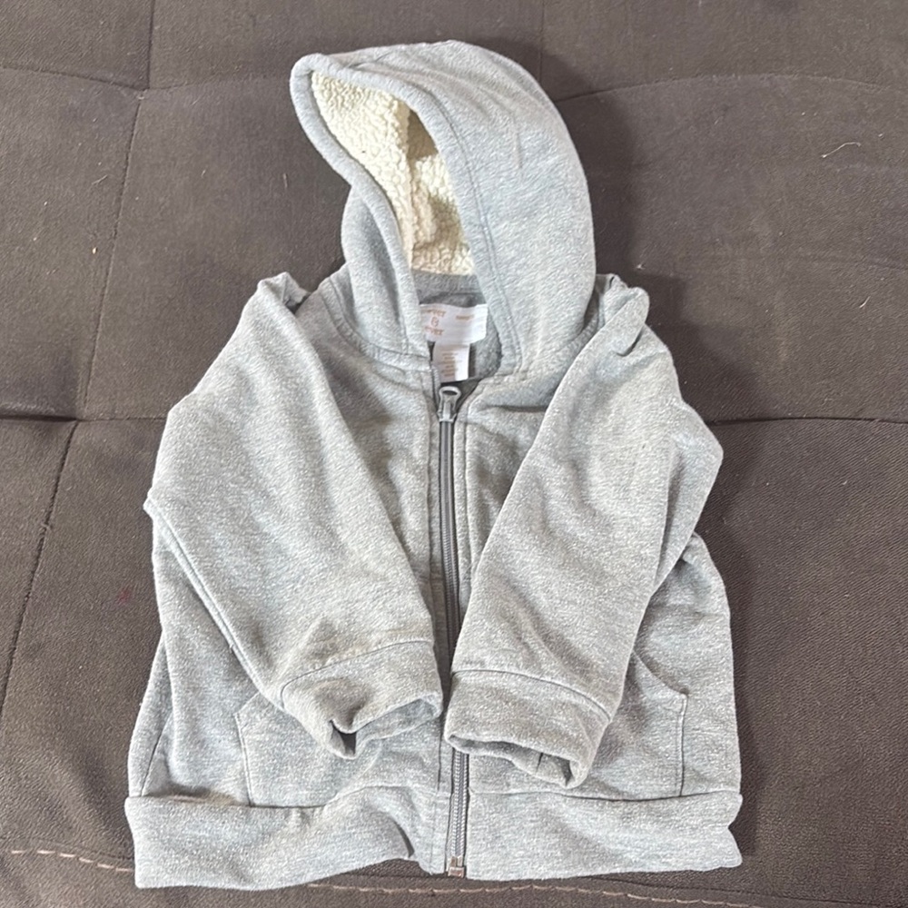 Heather Gray Zip-Front Sweatshirt with Ribbed Cuffs